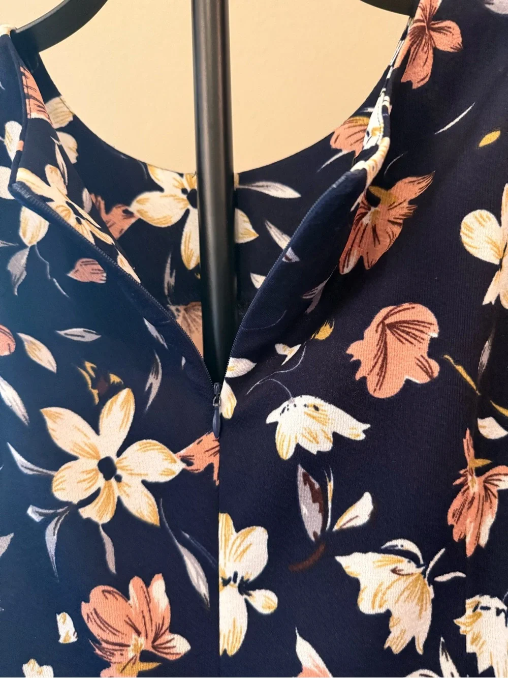 Navy Sleeveless Floral Midi Dress with Lace Waist - Picture 6 of 11